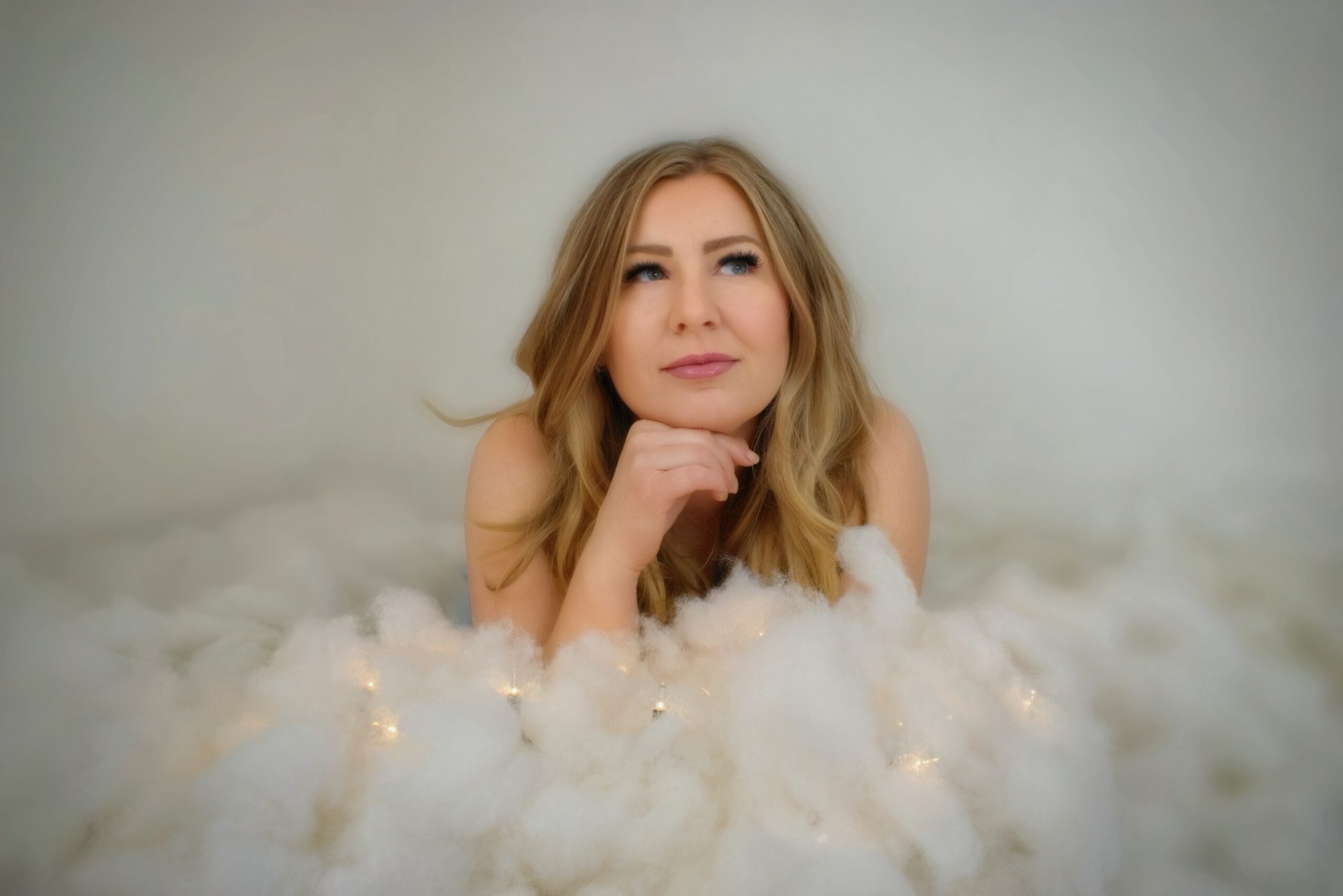 Deena Maddox Releases Flirty, Feel-Good Country Anthem “Darlin’” — A Call to Take the Dance Floor (and the Chance