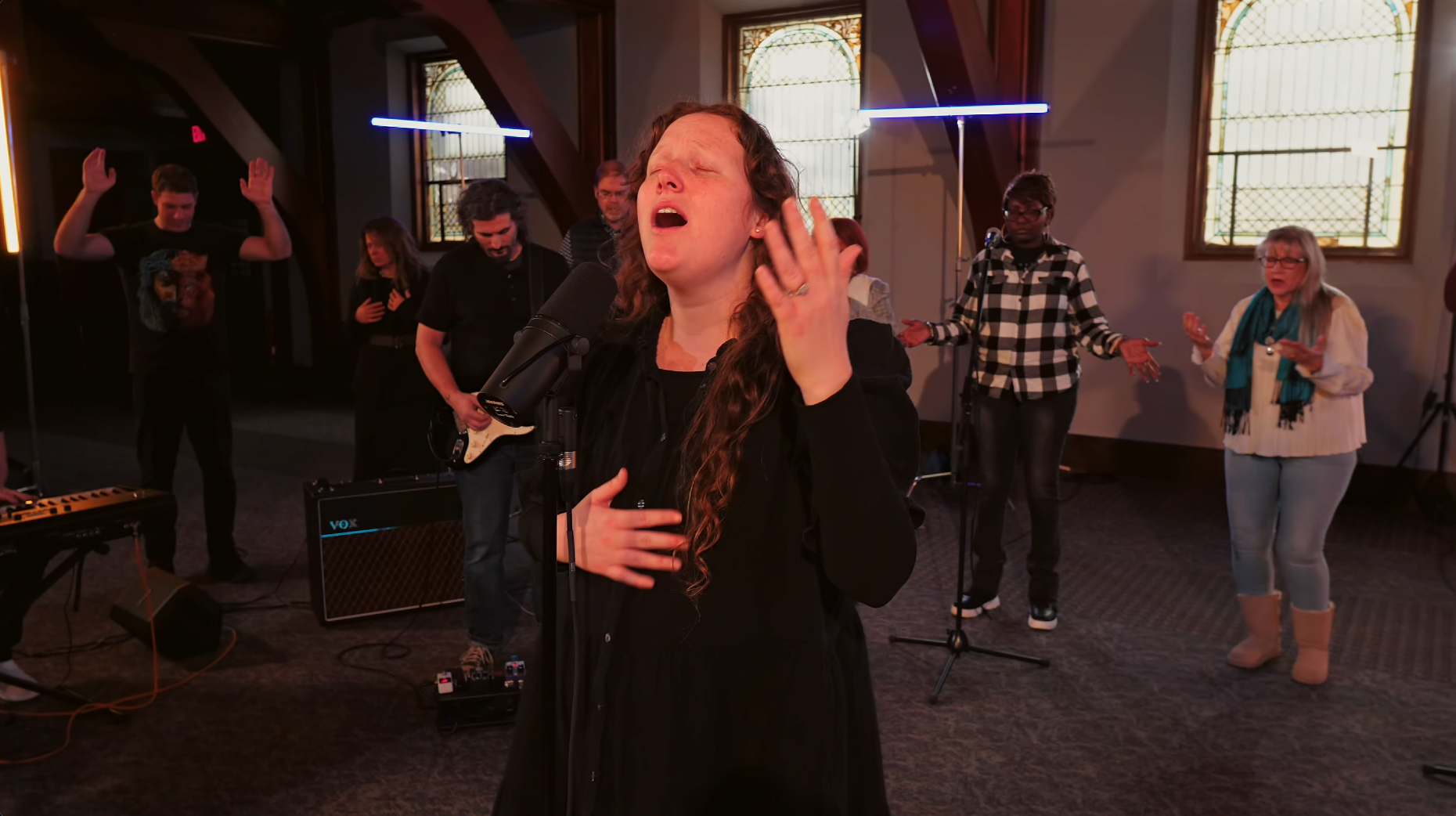 While America Shouts ‘No King,’ this New Anthem Declares the King of Kings