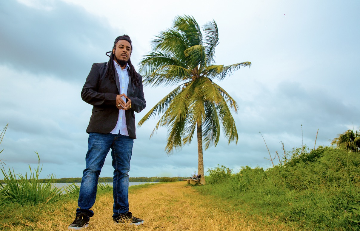 Jah Decko Celebrates Love, Culture and Conscious Living on 13-Track Album ‘Love Who Loves You Back’
